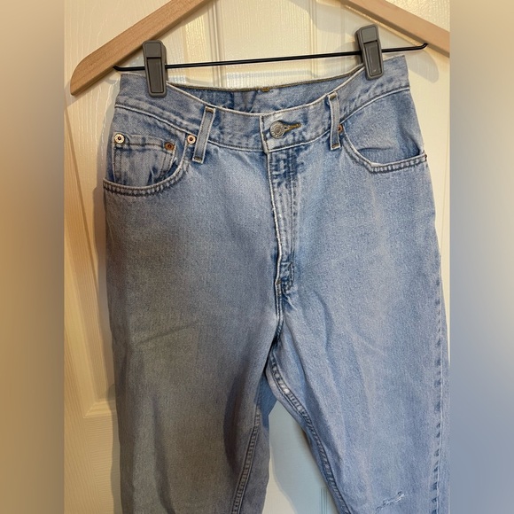 Levi’s Relaxed Fit Tapered Leg Jeans - Picture 5 of 9